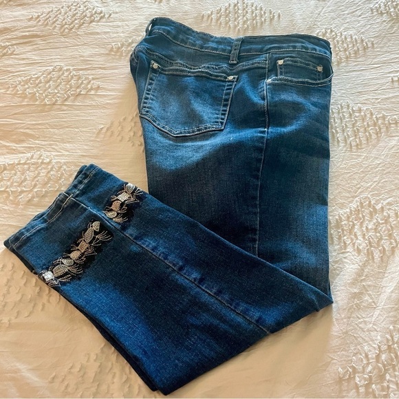Baccini Blue Jean Capri Pants women’s size 6P - Picture 3 of 5